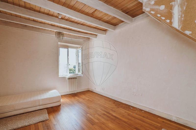 Maison - 140 m² - 7 pièces