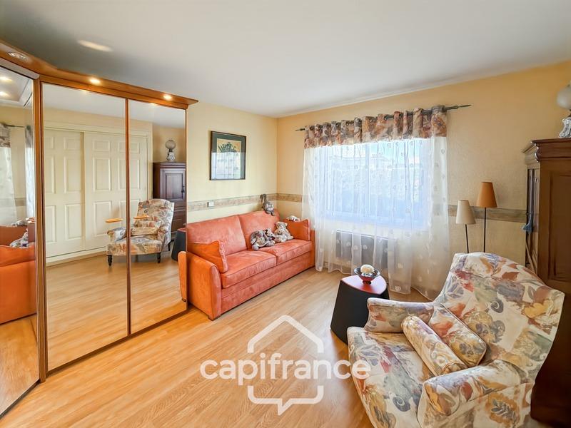 Villa - 168 m² - 6 pièces