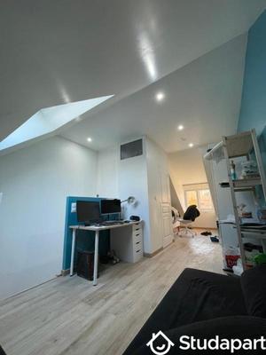 Chambre - 11 m² - 1 pièce