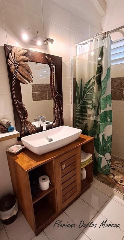 Propriété - 175 m² - 9 pièces