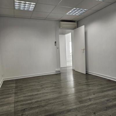 Bureau - 104 m²