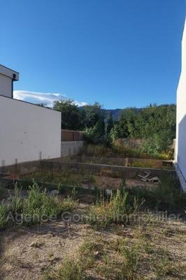 Terrain constructible - 205 m²