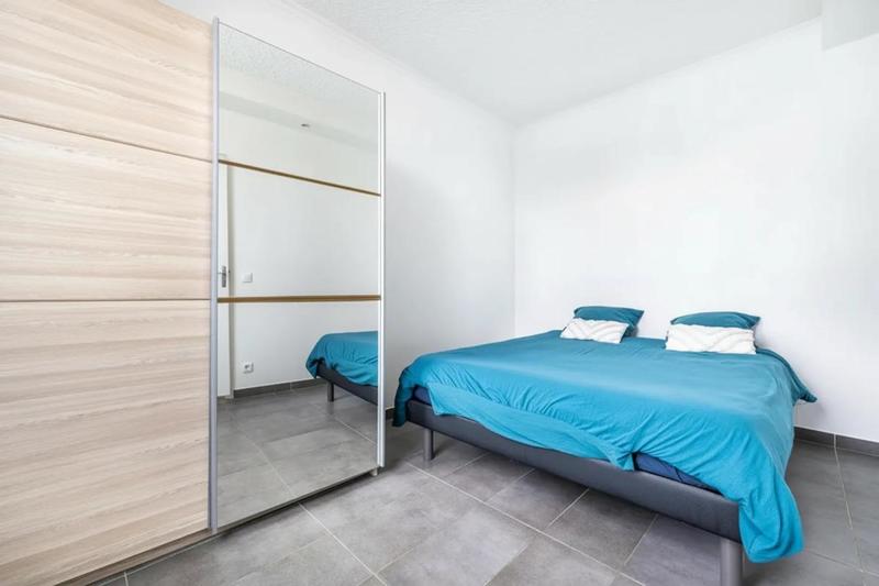 Appartement - 95 m² - 7 pièces