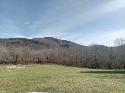 Maison - 275 m² - 9 pièces