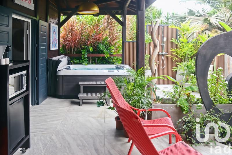 Maison - 272 m² - 5 pièces