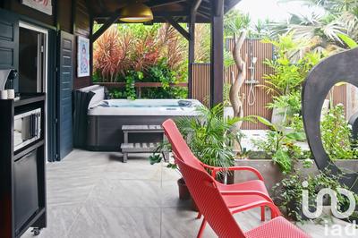 Maison - 272 m² - 5 pièces