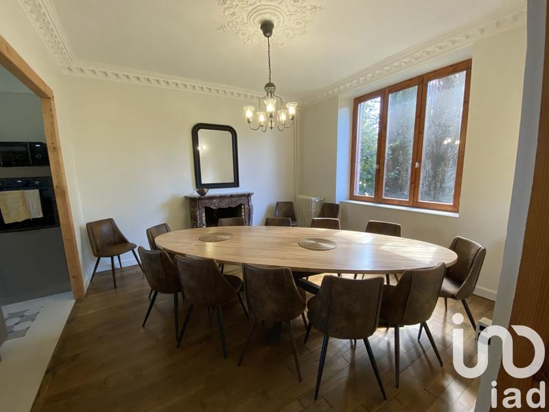 Maison - 185 m² - 8 pièces