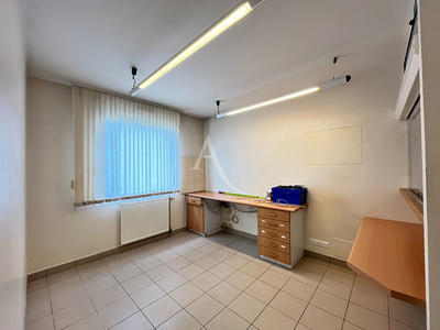 Local commercial - 249 m²