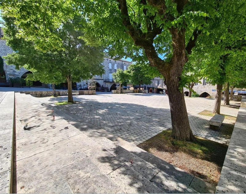 Fonds de commerce - 229 m²