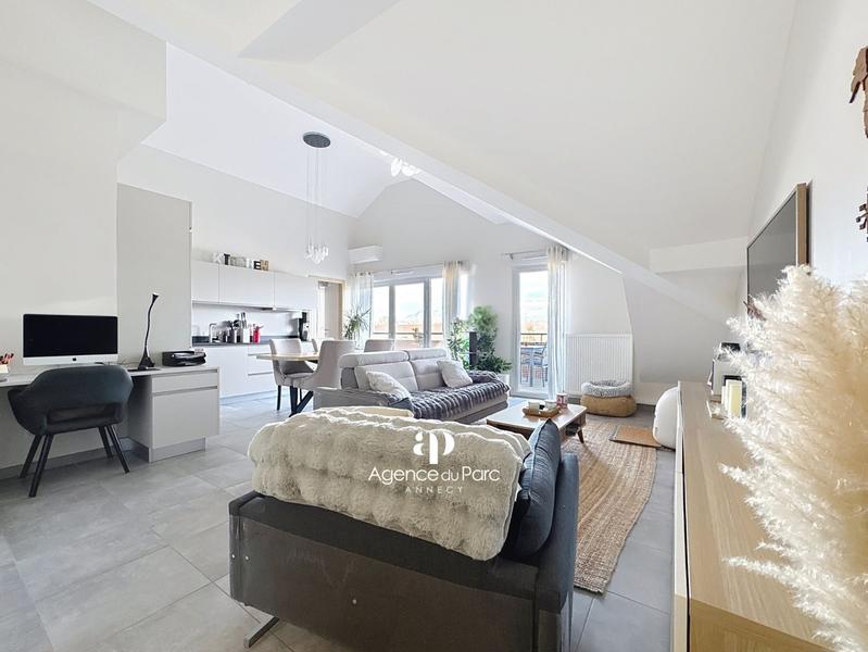 Appartement - 92 m² - 4 pièces