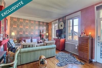 Maison de ville - 275 m² - 8 pièces