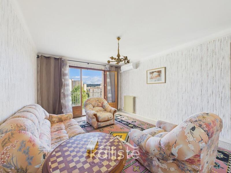 Appartement - 81 m² - 3 pièces