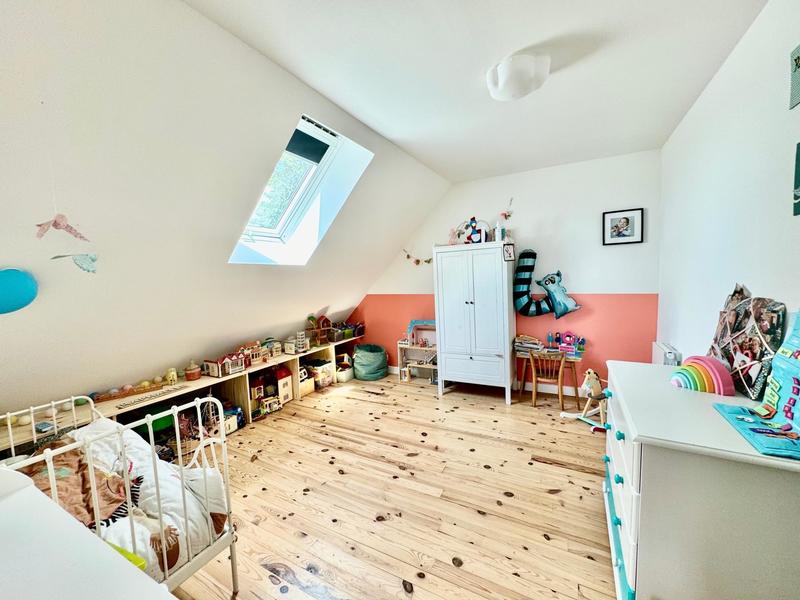 Maison - 200 m² - 7 pièces