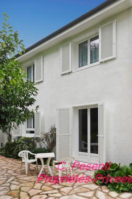 Maison - 103 m² - 5 pièces