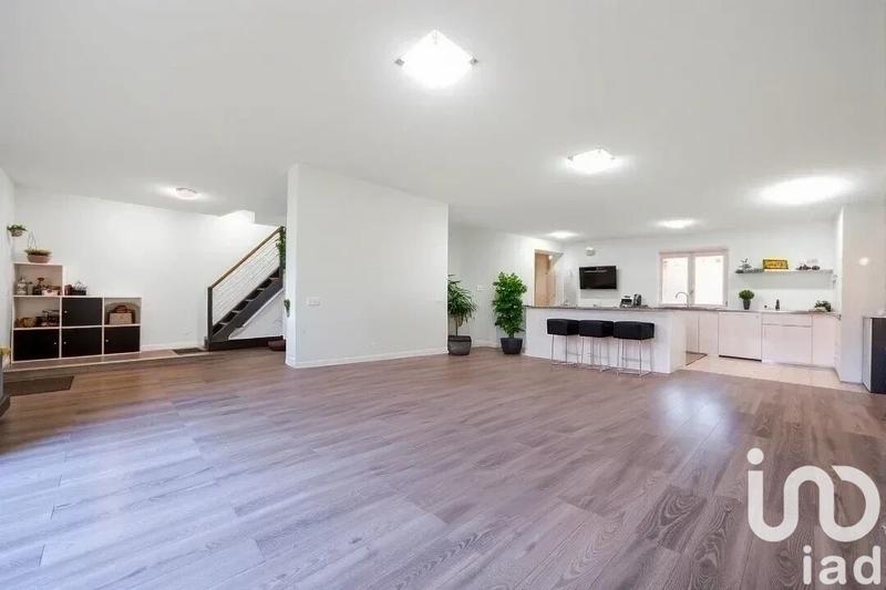 Duplex - 176 m² - 6 pièces