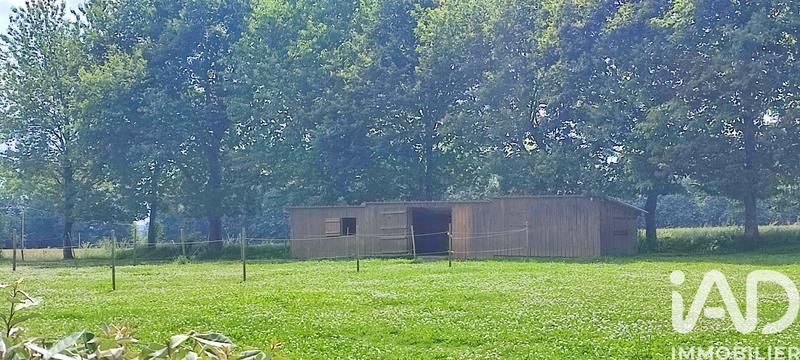 Maison - 308 m² - 16 pièces