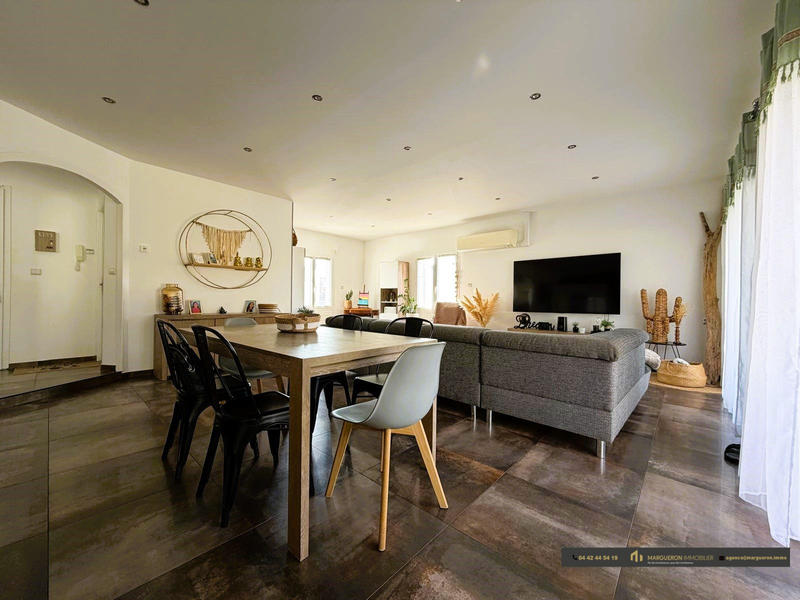 Maison - 135 m² - 4 pièces