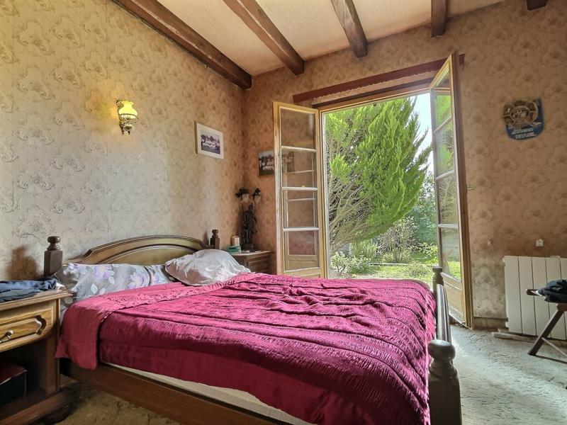 Maison - 257 m² - 9 pièces