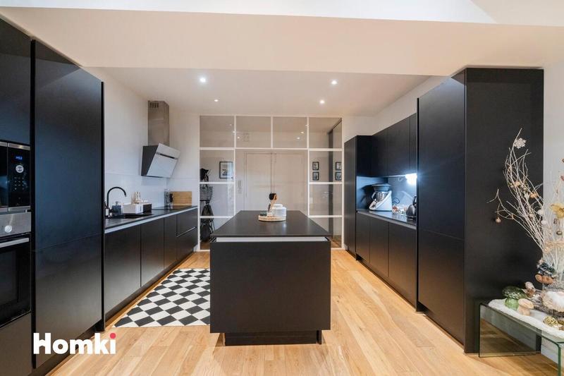 Duplex - 144 m² - 4 pièces