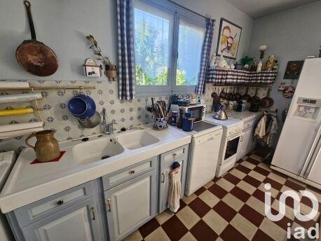 Maison - 212 m² - 7 pièces