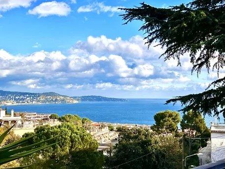 Villa - 302 m² - 5 pièces