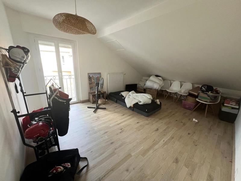 Maison - 167 m² - 7 pièces