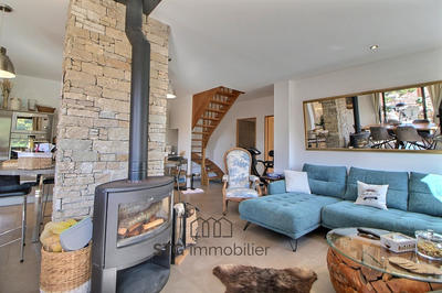 Maison - 185 m² - 5 pièces