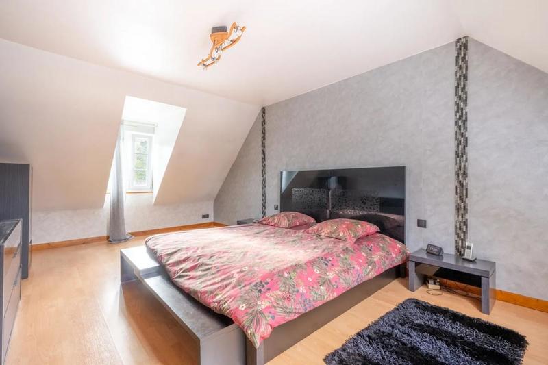 Maison - 123 m² - 6 pièces