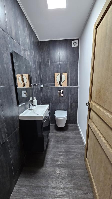 Maison - 203 m² - 7 pièces