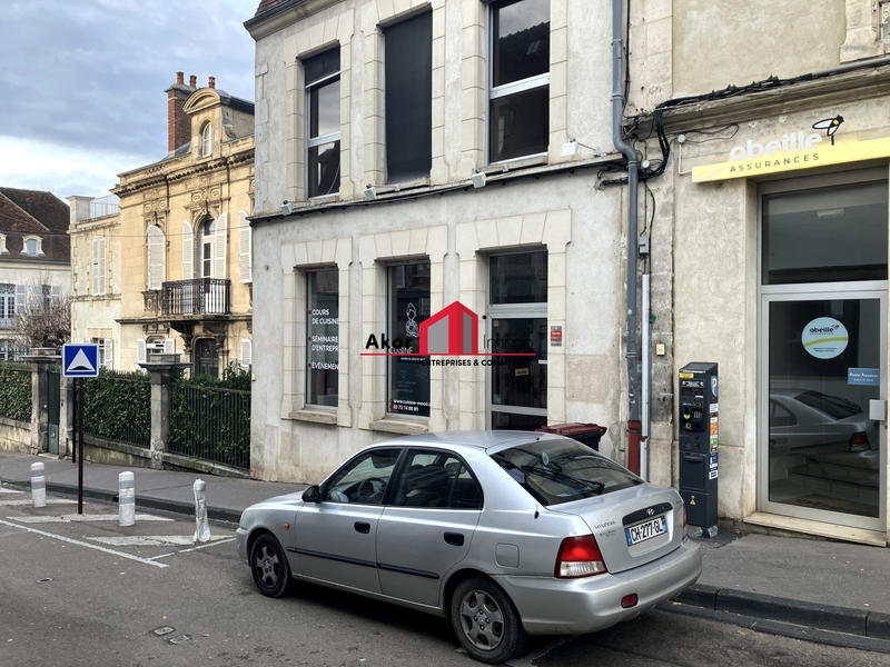 Local commercial - 105 m²