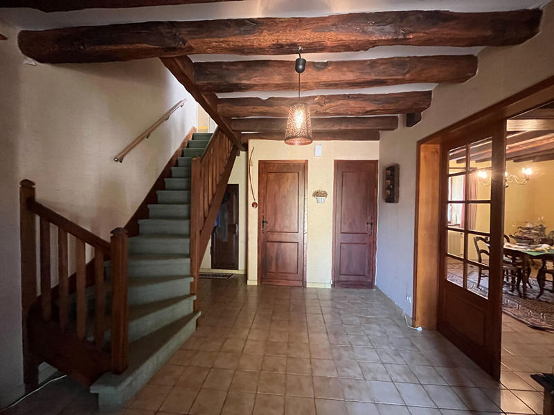 Maison - 159 m² - 7 pièces