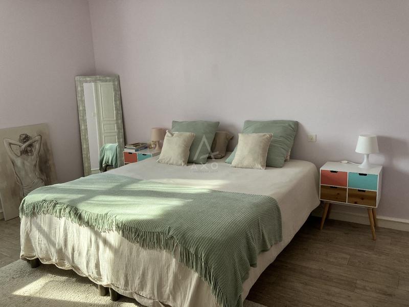 Maison - 197 m² - 7 pièces