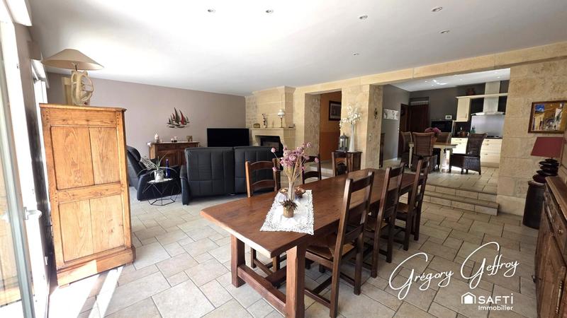 Maison - 199 m² - 5 pièces