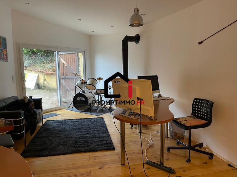 Maison - 229 m² - 7 pièces