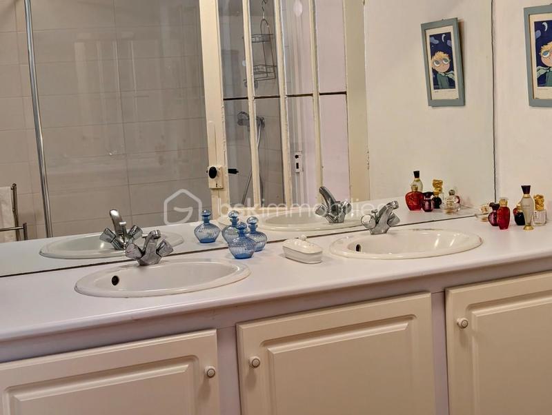 Maison de village - 296 m² - 7 pièces