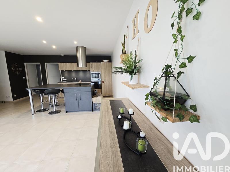 Maison - 95 m² - 4 pièces