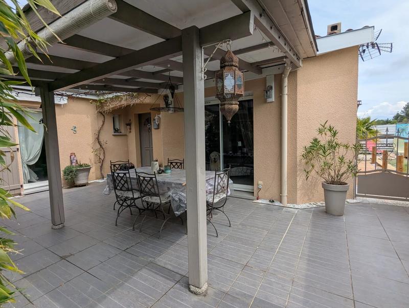 Villa - 102 m² - 4 pièces