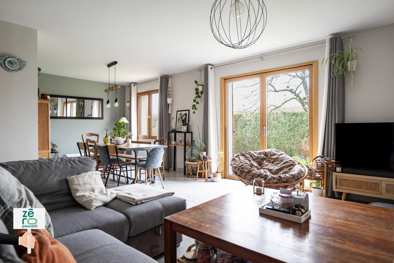 Maison - 88 m² - 4 pièces