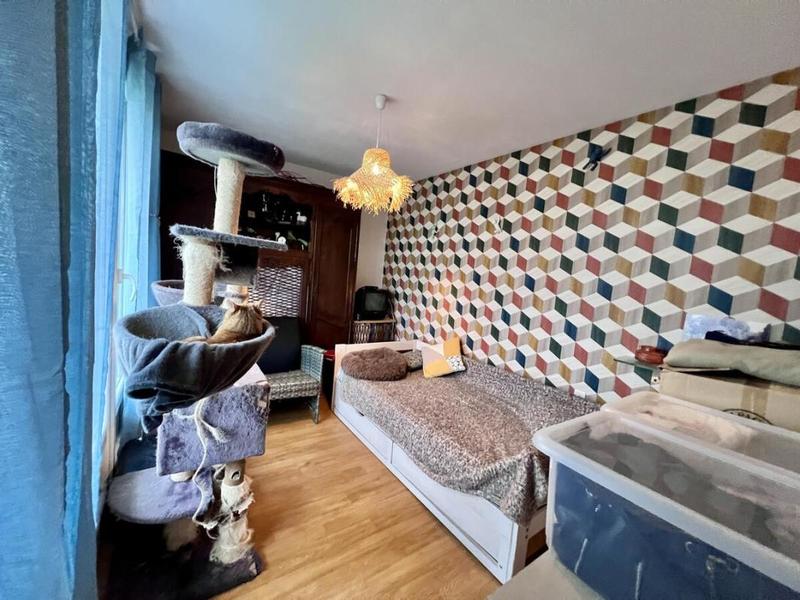 Appartement - 82 m² - 4 pièces