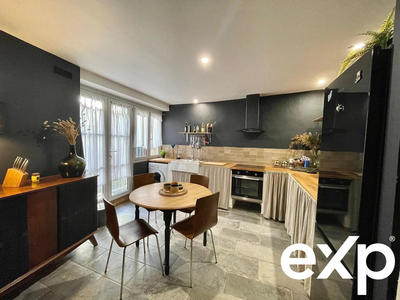 Maison traditionnelle - 105 m² - 5 pièces