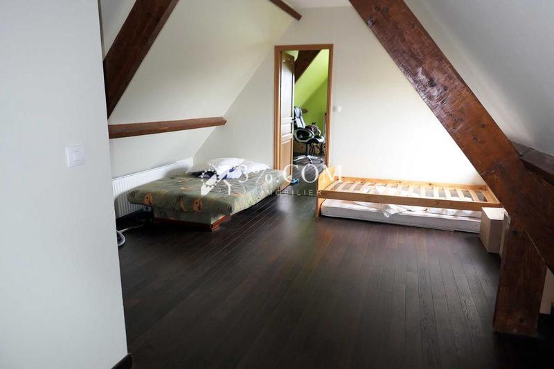 Demeure - 209 m² - 7 pièces