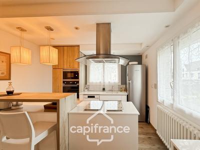 Maison - 130 m² - 6 pièces