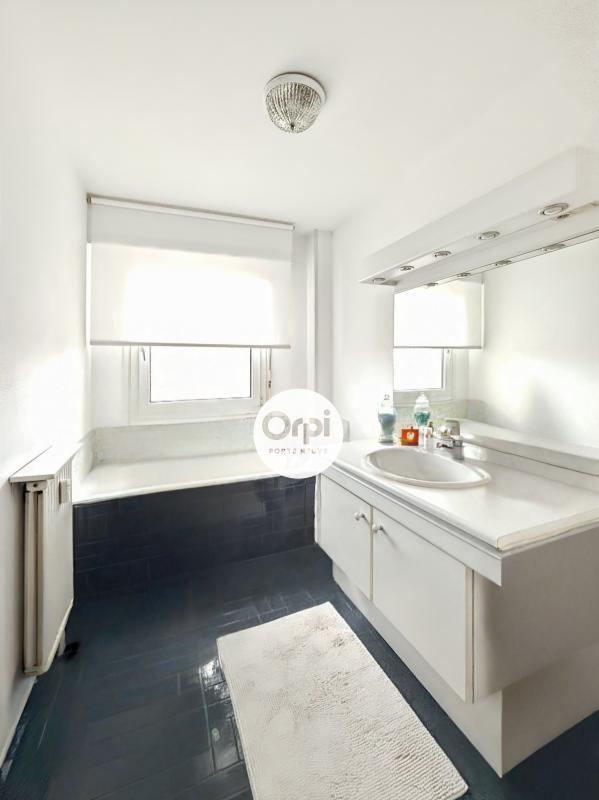 Appartement - 105 m² - 4 pièces