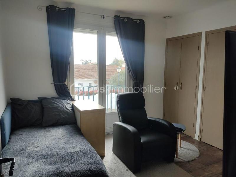 Villa - 100 m² - 5 pièces