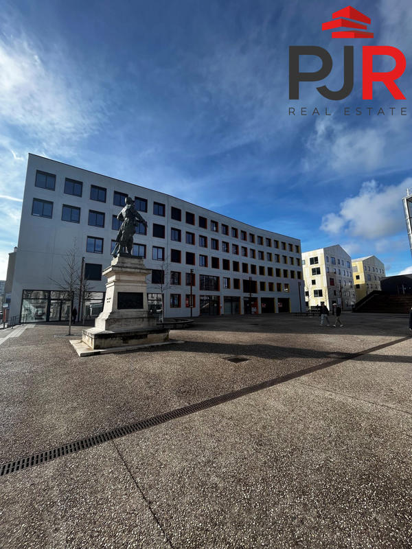 Local commercial - 154 m²