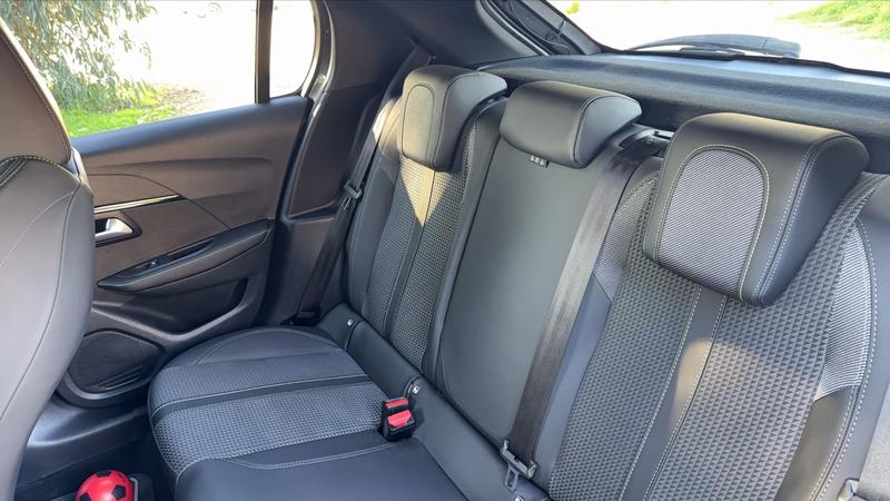 Peugeot 208 1.2 PureTech 110 Gt