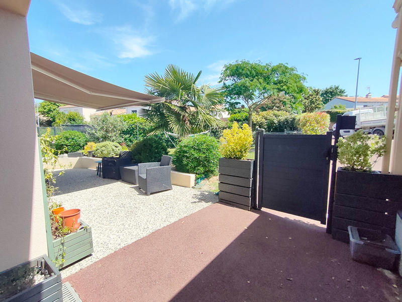 Maison - 247 m² - 8 pièces