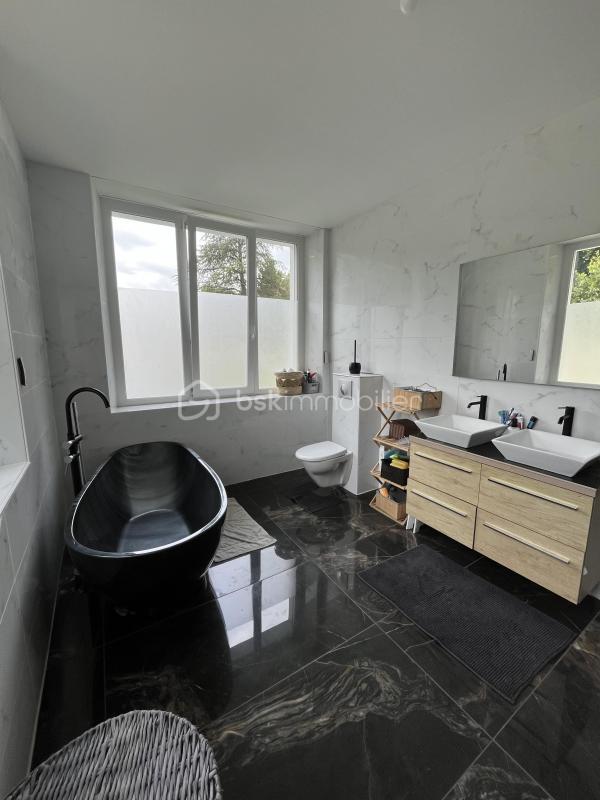 Maison - 132 m² - 5 pièces