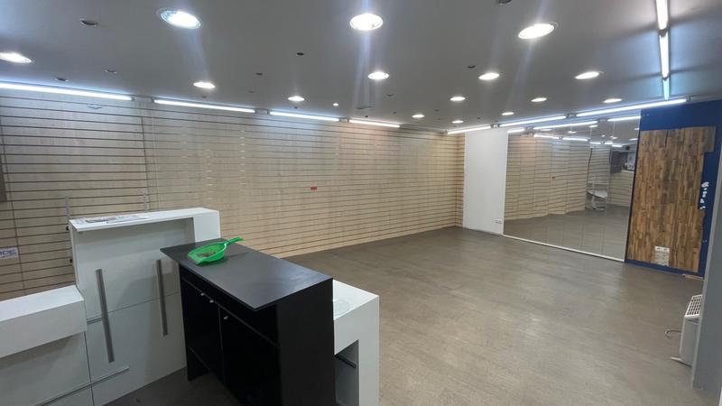 Local commercial - 74 m²