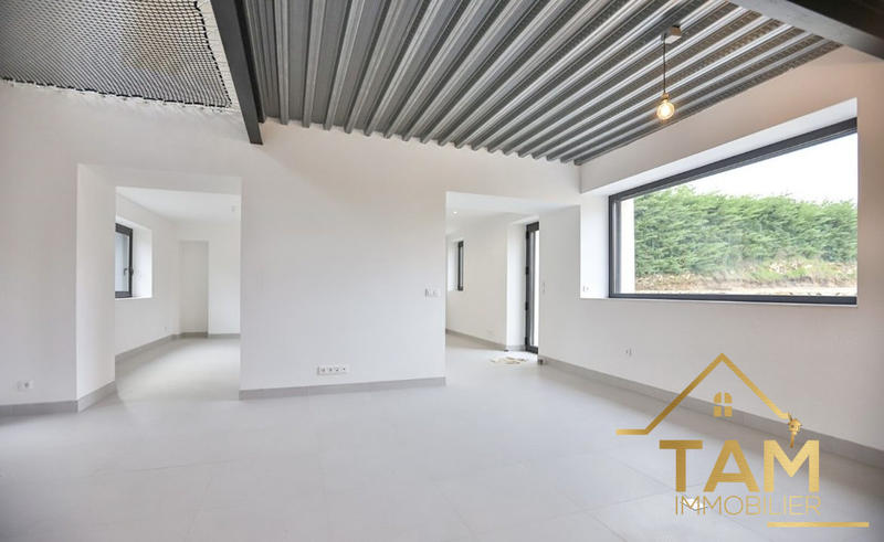 Maison - 180 m² - 5 pièces